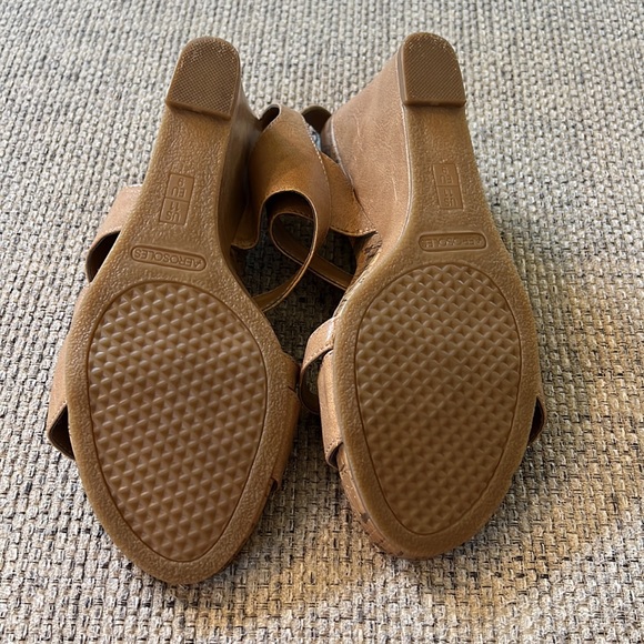 Aerosols Wedge Sandals - Picture 4 of 4